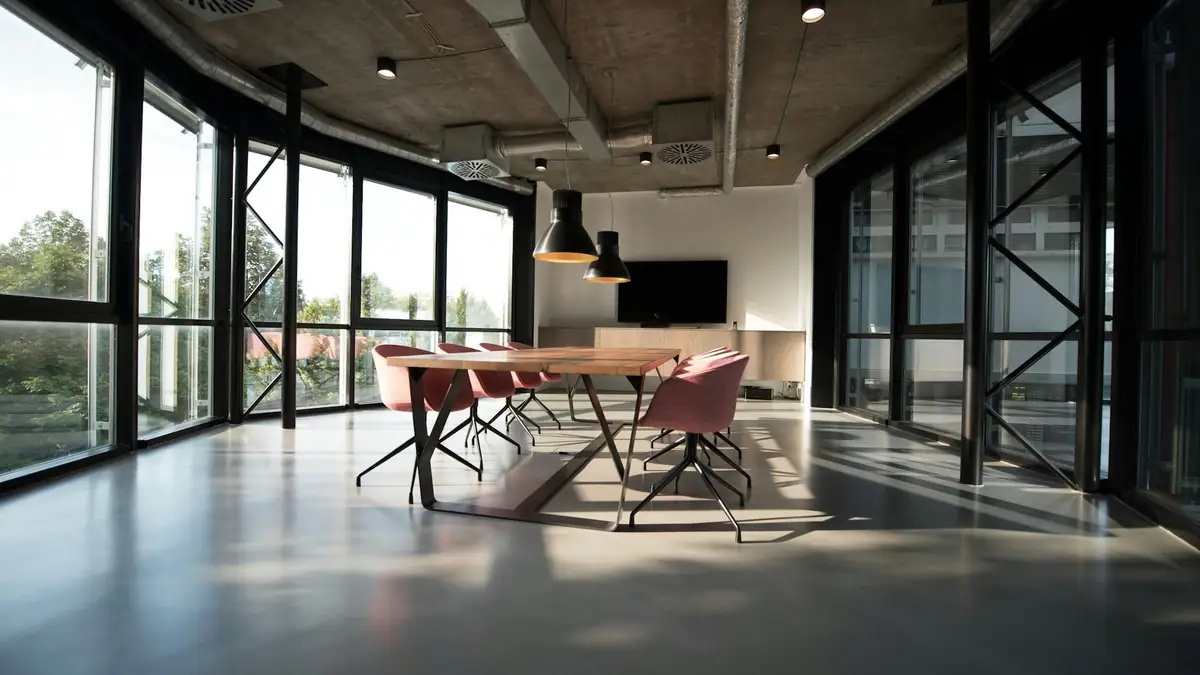 Sala de reunião de escritório de contabilidade no centro de São Paulo